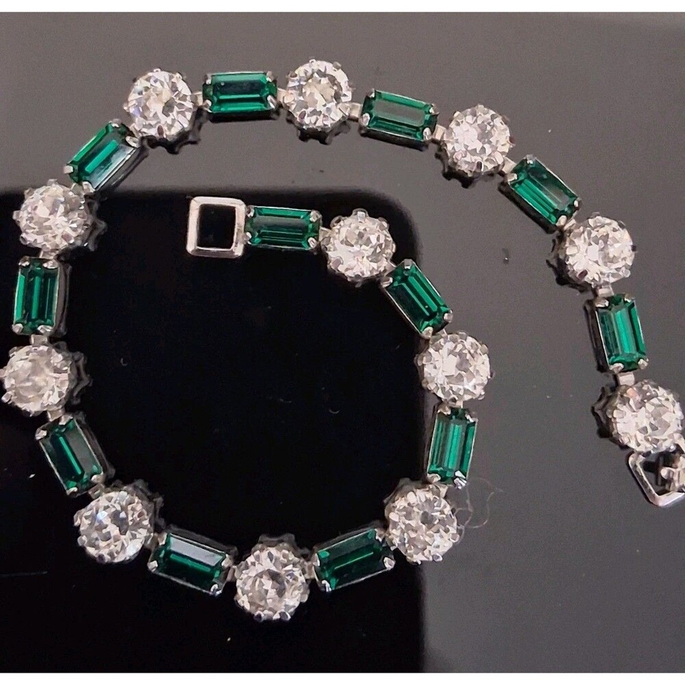 Kramer signed emerald green & clear cruiser glass stone tennis bracelet 7"